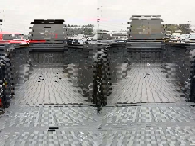 Used 2022 GMC Sierra 2500 SLE w/ SLE Value Package; image 10