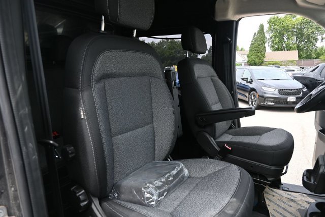 New 2026 RAM ProMaster 2500 w/ Crew Van Package FWD image 47