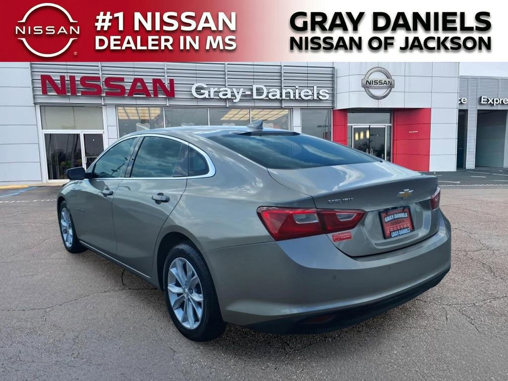 Used 2025 Chevrolet Malibu LT FWD image 5