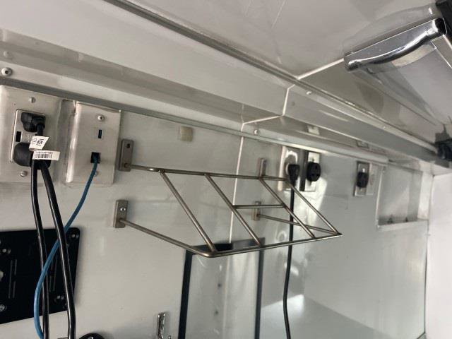 Used 2020 Mercedes-Benz Sprinter 4500 w/ Premium Plus Package image 52