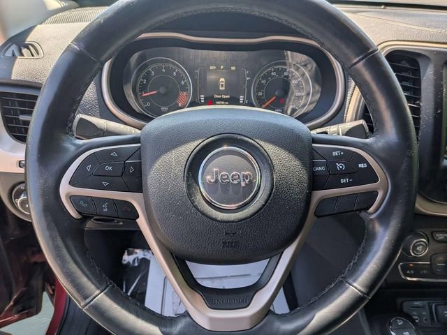 Used 2015 Jeep Cherokee Latitude w/ Comfort/Convenience Group AWD/4WD image 18
