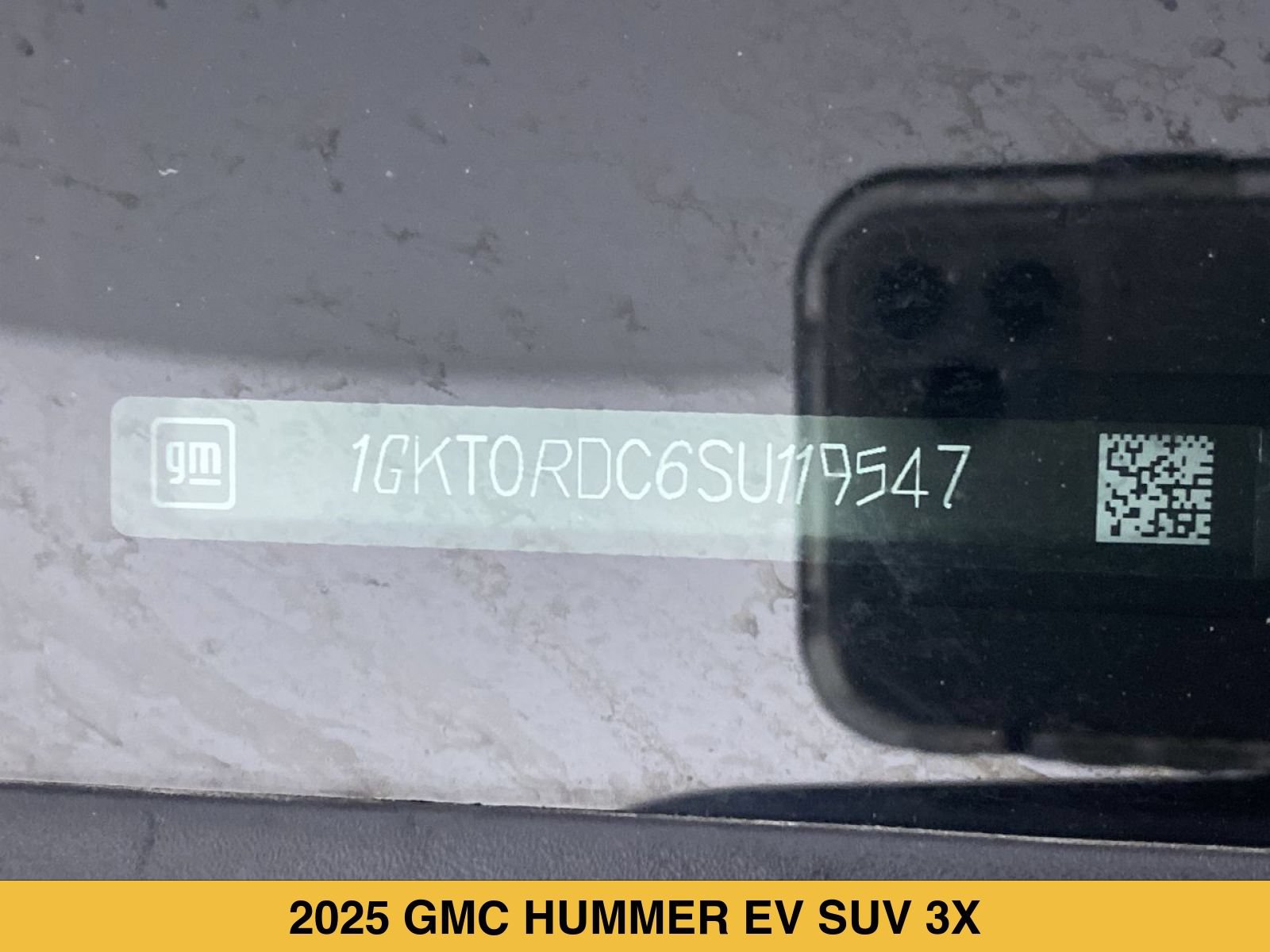 Certified 2025 GMC Hummer EV 3X AWD/4WD image 16