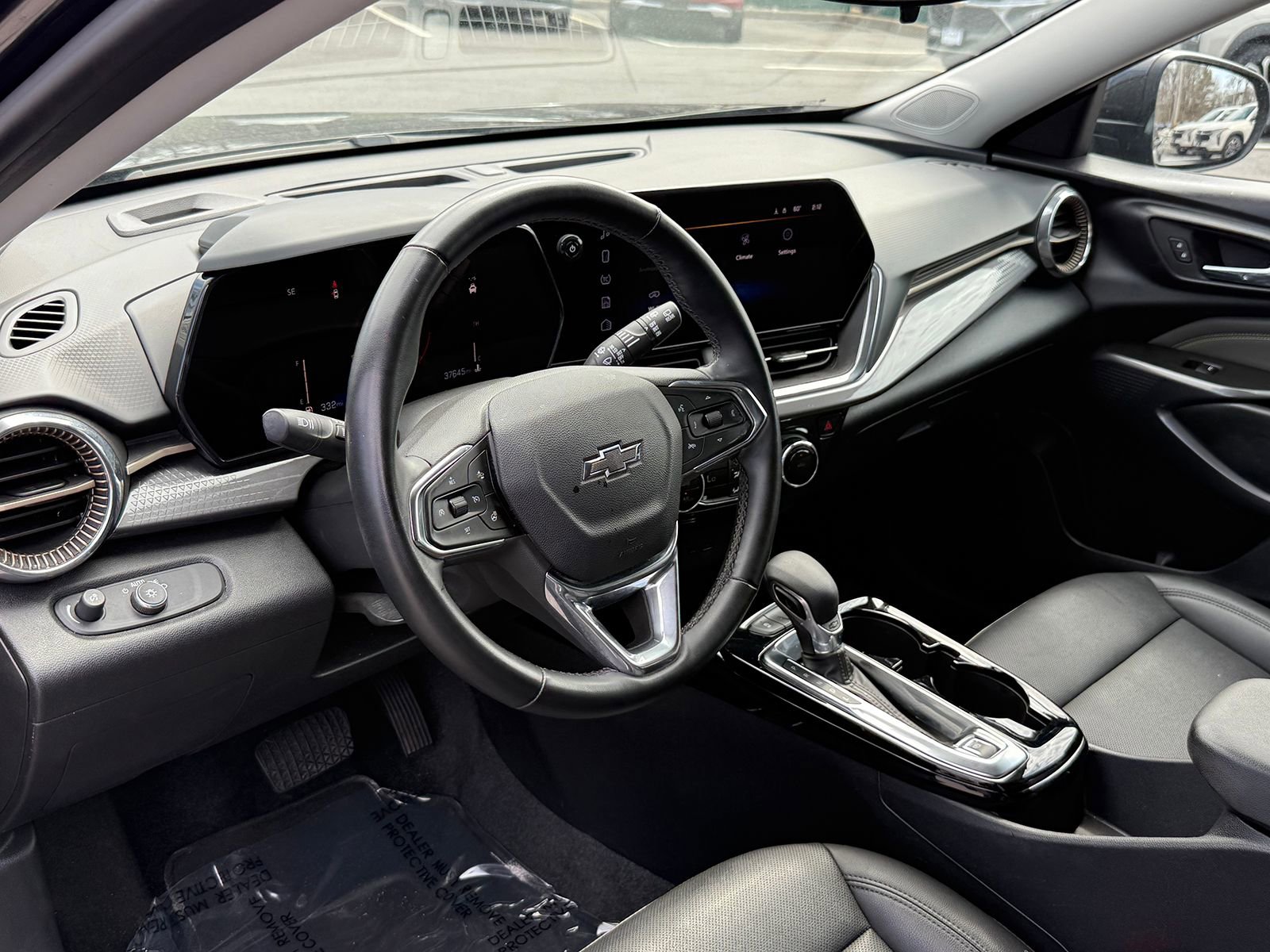 Certified 2024 Chevrolet Trax ACTIV w/ Driver Confidence Package image 12