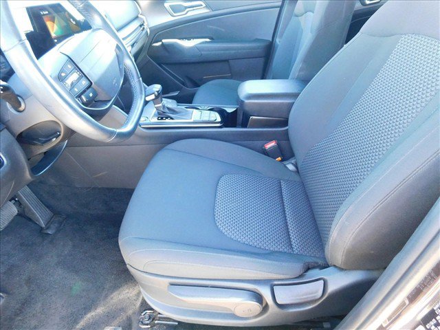 Used 2026 Kia Sportage LX FWD image 22