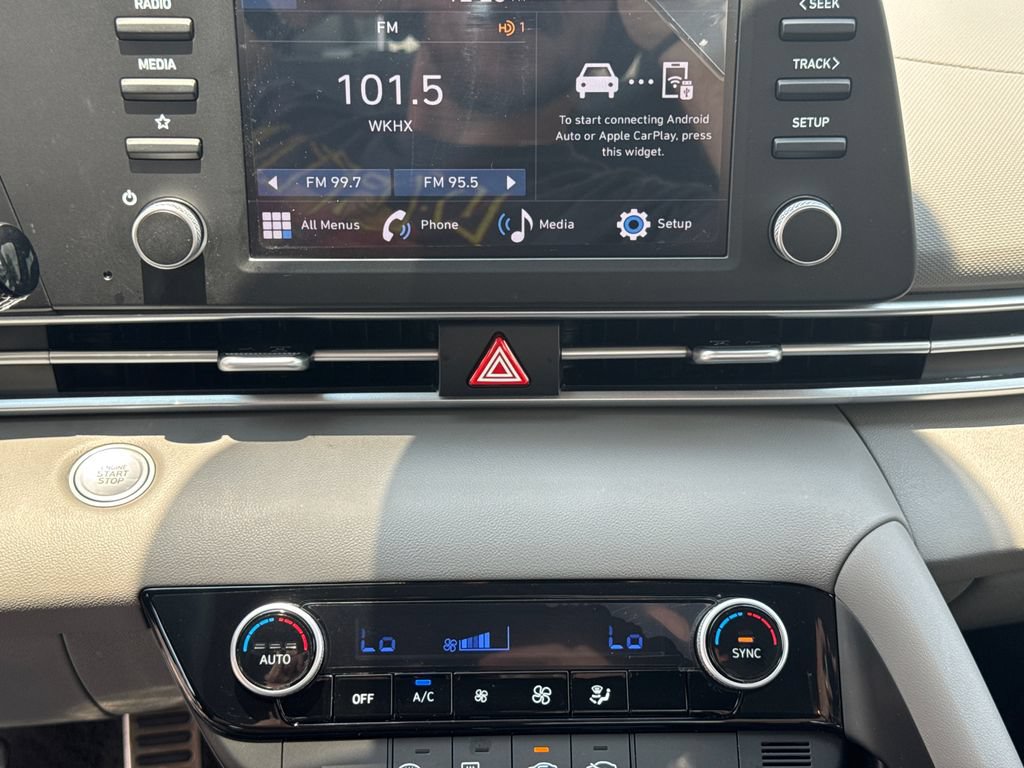 Certified 2026 Hyundai Elantra Sport FWD image 30