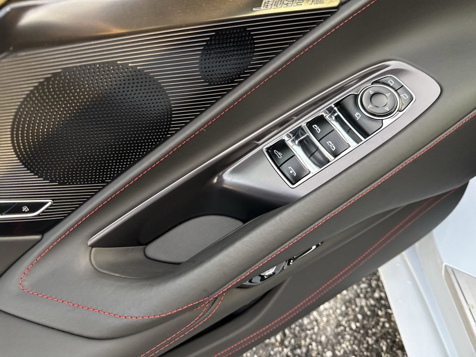 Used 2024 Chevrolet Corvette Stingray Premium Conv w/ Z51 Performance Package image 15