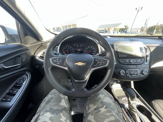 Used 2024 Chevrolet Malibu LS w/ Driver Confidence Package image 12