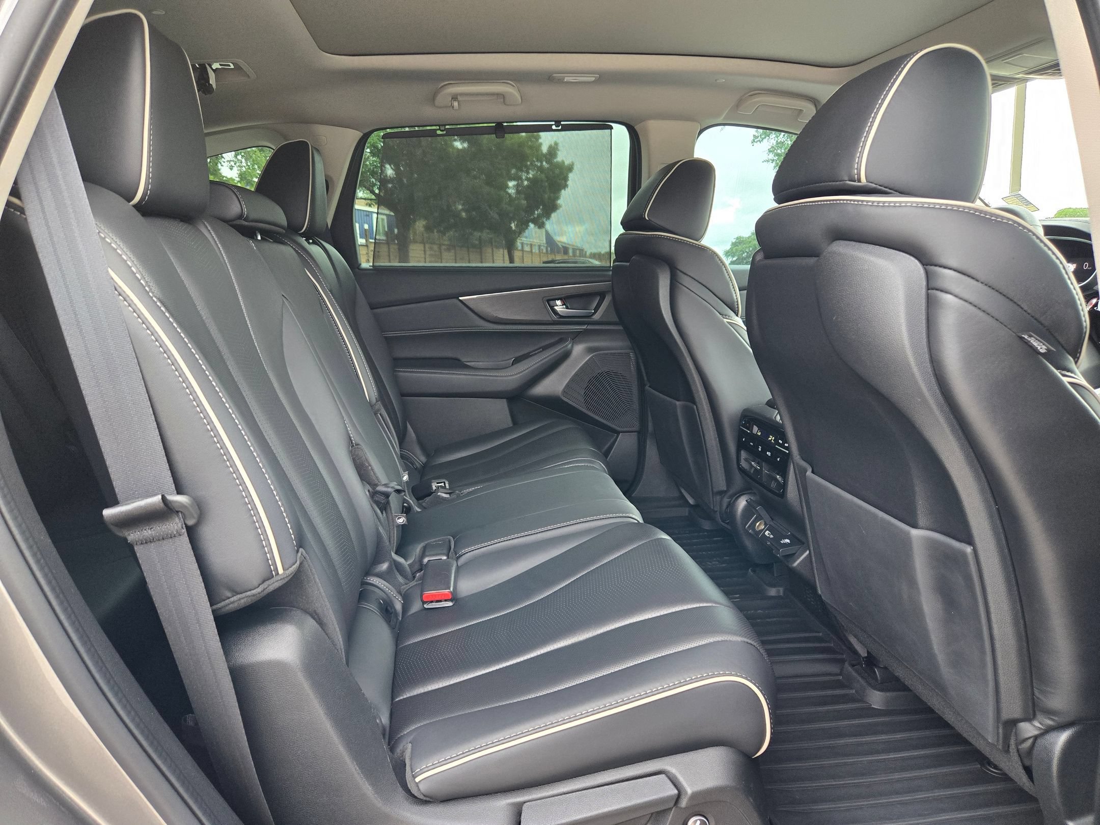 Certified 2022 Acura MDX SH-AWD w/ Advance Package image 26