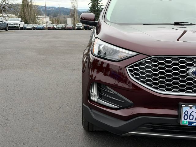 Used 2024 Ford Edge SEL w/ Convenience Package image 9
