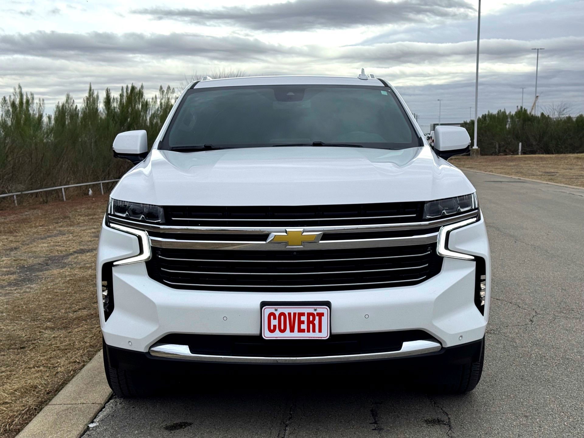 Used 2023 Chevrolet Tahoe LT w/ Luxury Package image 3