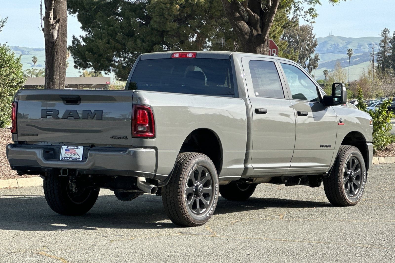 New 2026 RAM 2500 Big Horn AWD/4WD image 3