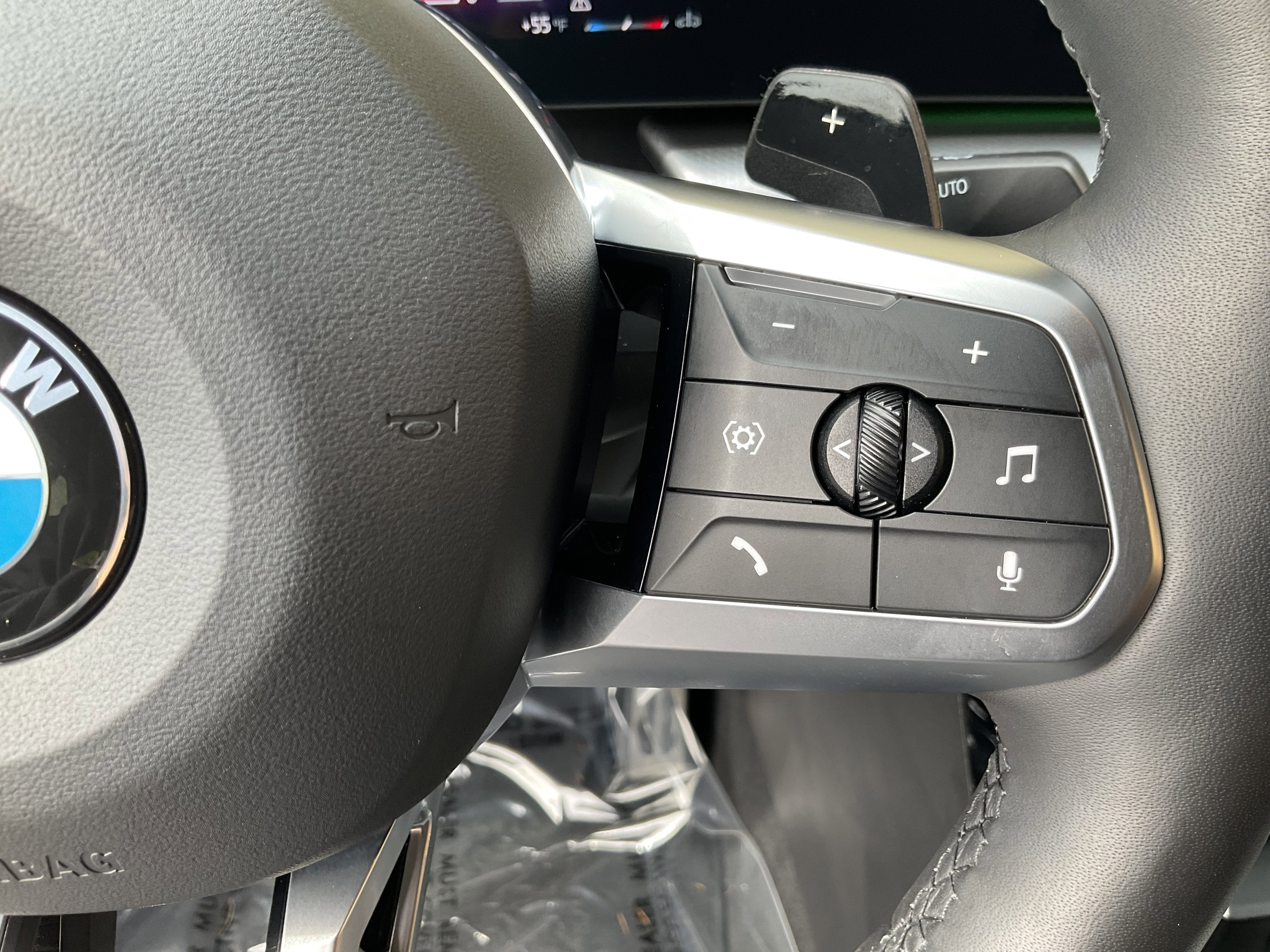 Used 2025 BMW X2 xDrive28i image 33