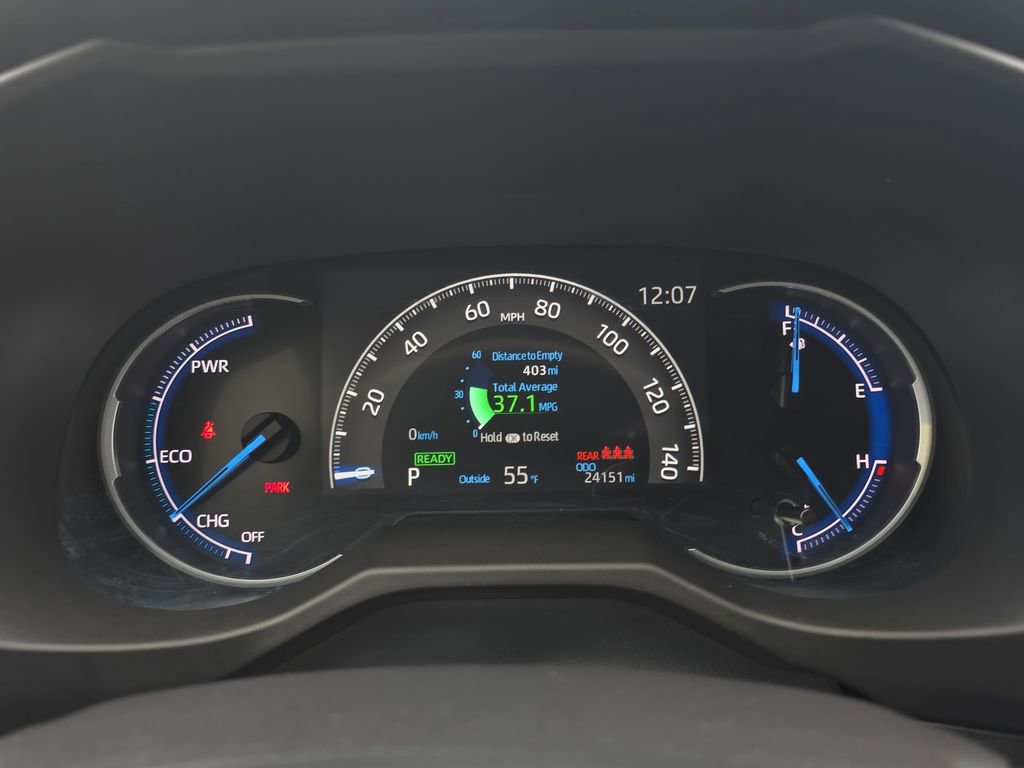 Used 2025 Toyota RAV4 LE image 22