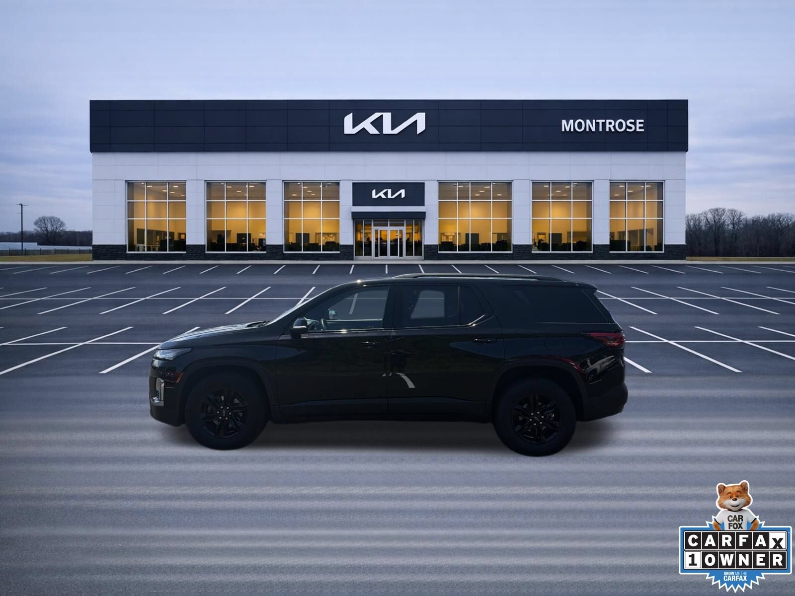 Used 2023 Chevrolet Traverse LT w/ Midnight/Sport Edition AWD/4WD image 9