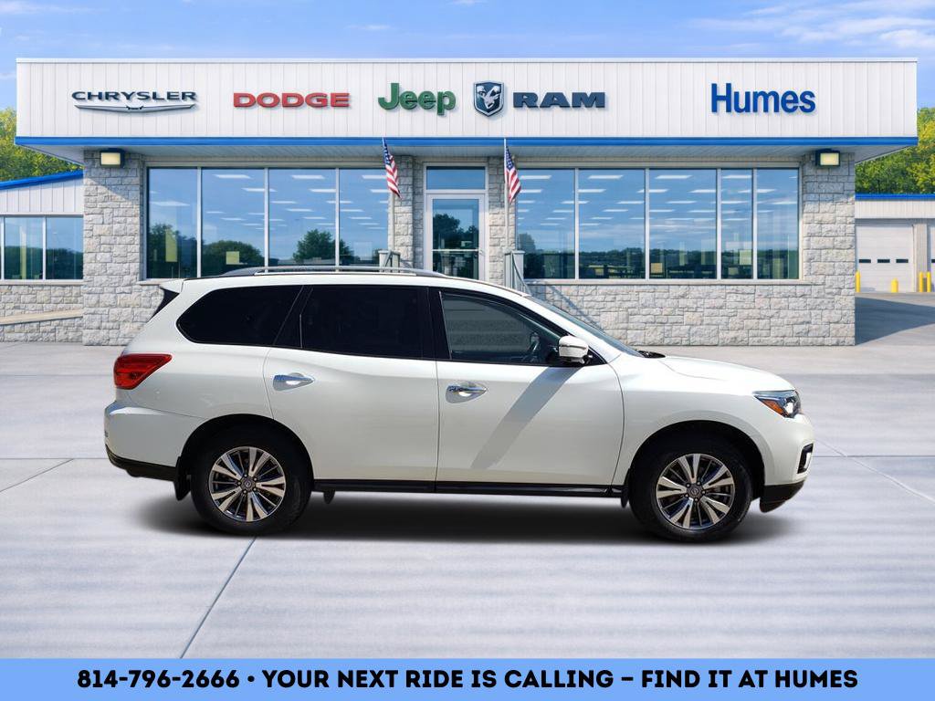 Used 2018 Nissan Pathfinder SL AWD/4WD image 2