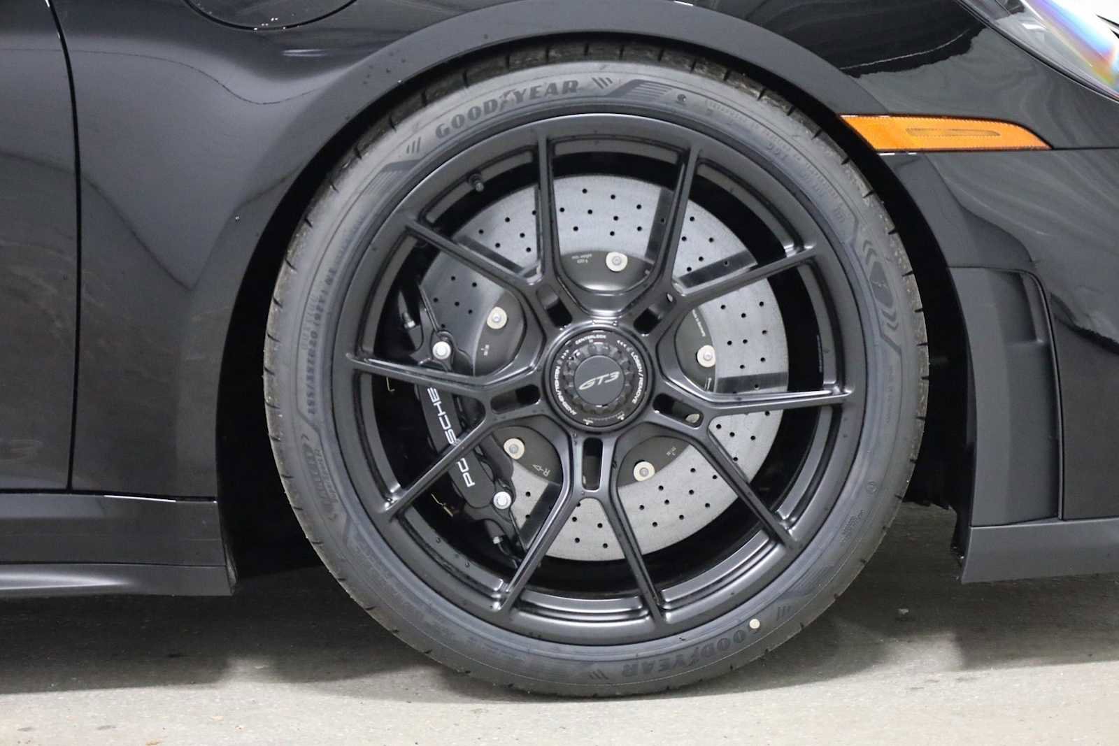 New 2026 Porsche 911 GT3 image 12