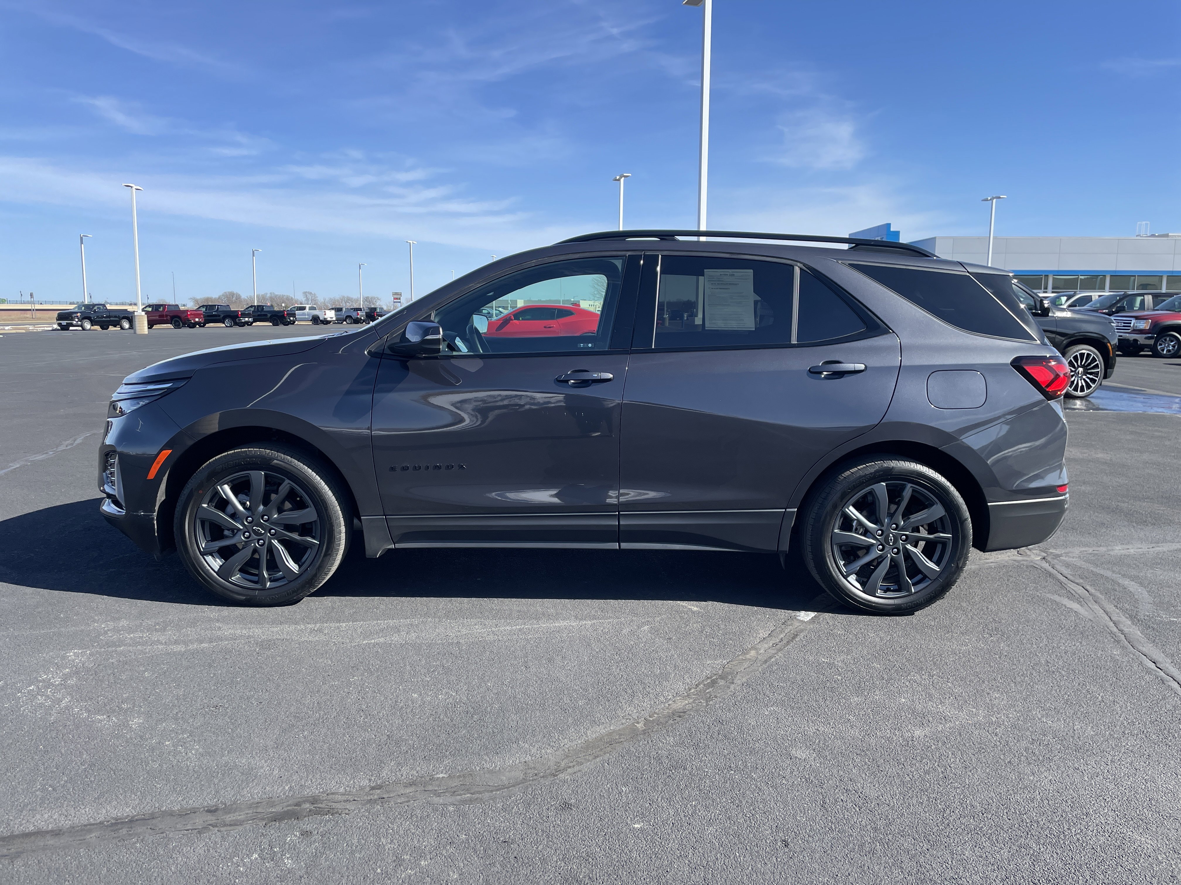 Certified 2023 Chevrolet Equinox RS w/ RS Leather Package image 2