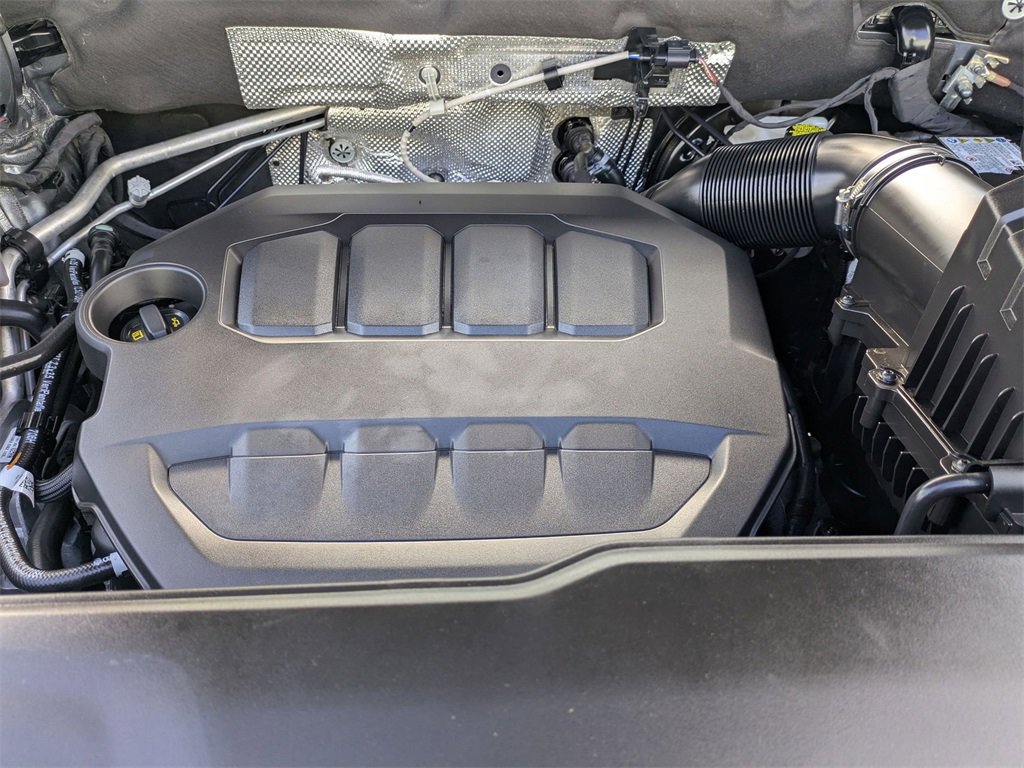 Used 2025 Volkswagen Atlas Cross Sport SE image 36