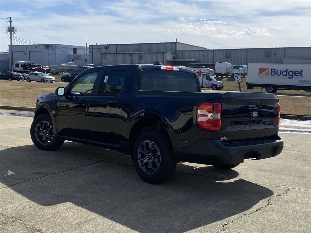 New 2025 Ford Maverick XLT w/ Equipment Group 302A image 6