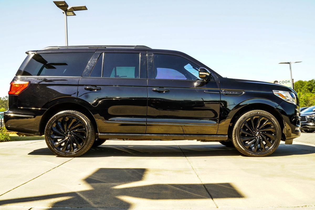 Used 2021 Lincoln Navigator Reserve AWD/4WD image 6