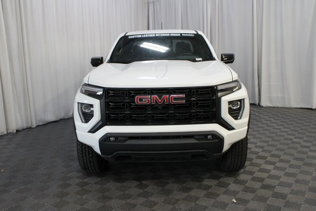New 2025 GMC Canyon Elevation w/ Convenience Package image 2