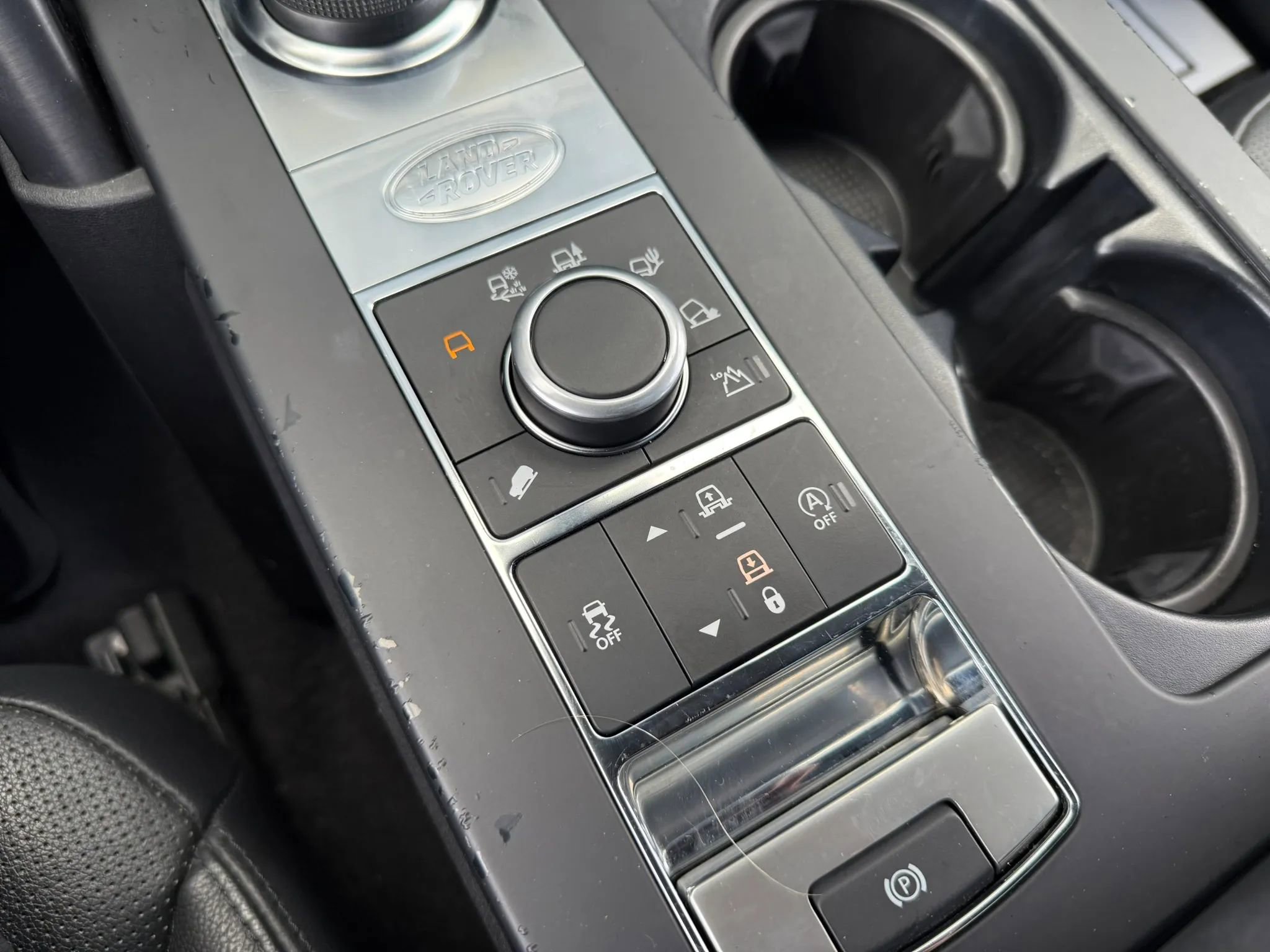 Used 2020 Land Rover Discovery Landmark AWD/4WD image 27