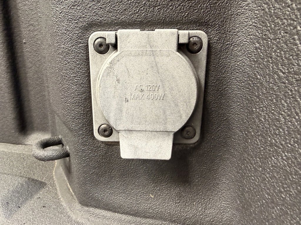 Used 2021 GMC Sierra 3500 Denali w/ Denali Black Diamond Edition image 12