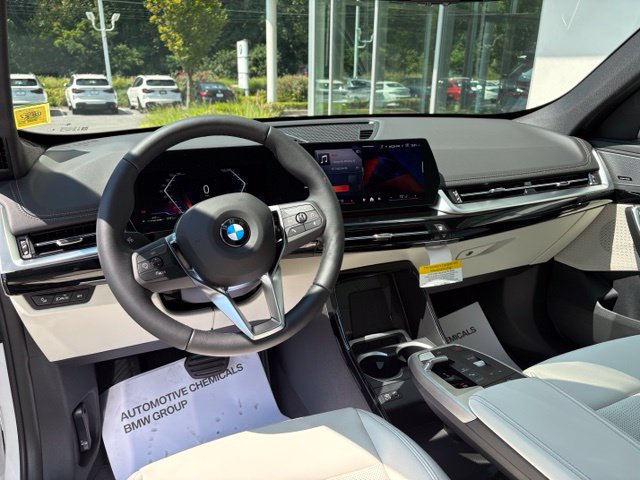 New 2027 BMW X1 xDrive28i AWD/4WD image 12