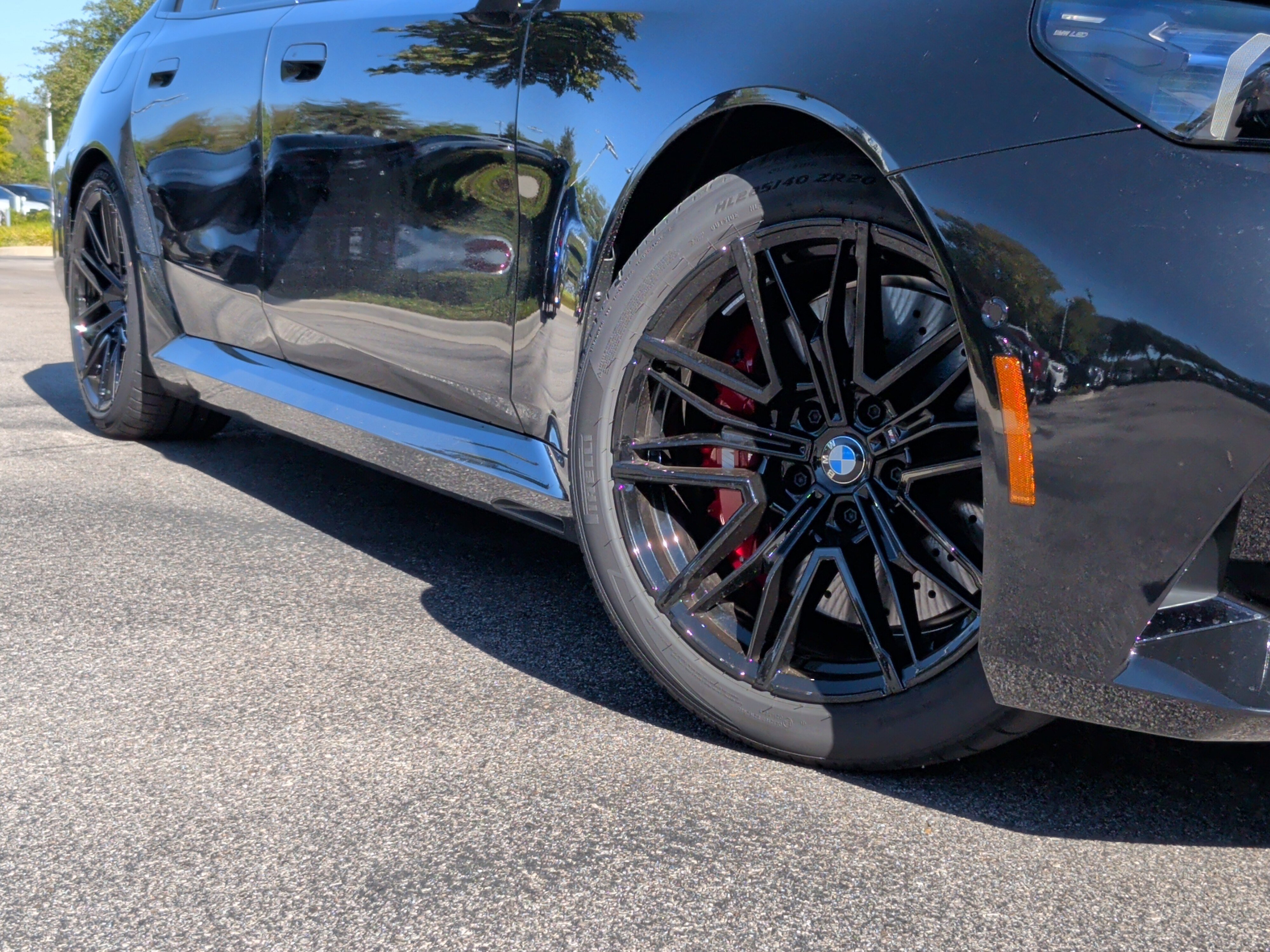 New 2026 BMW M5 w/ Carbon Package image 3