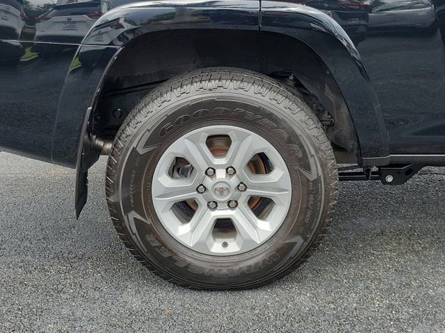 Used 2023 Toyota 4Runner SR5 RWD image 5