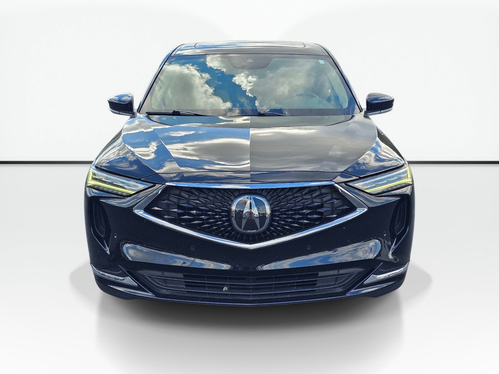 Used 2023 Acura MDX w/ Technology Package FWD image 2