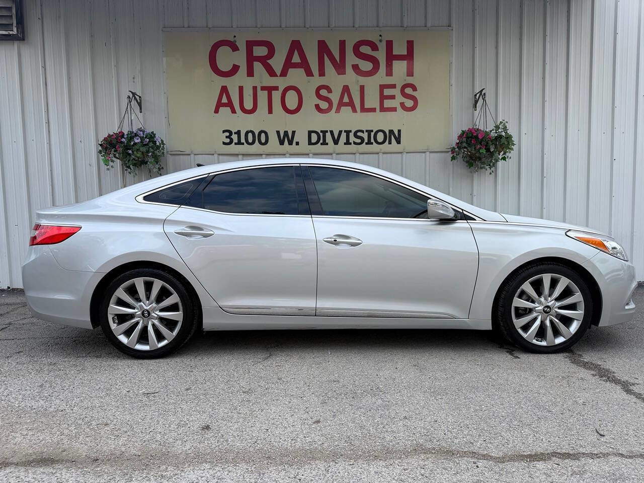 Used 2014 Hyundai Azera Limited w/ Option Group 02 FWD image 7