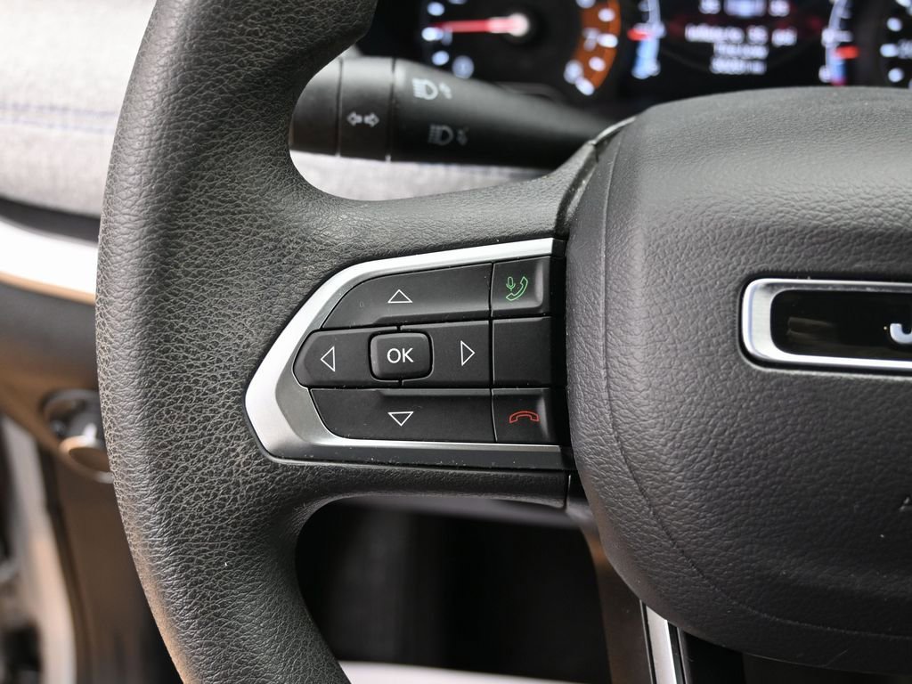 Used 2024 Jeep Compass Sport image 18