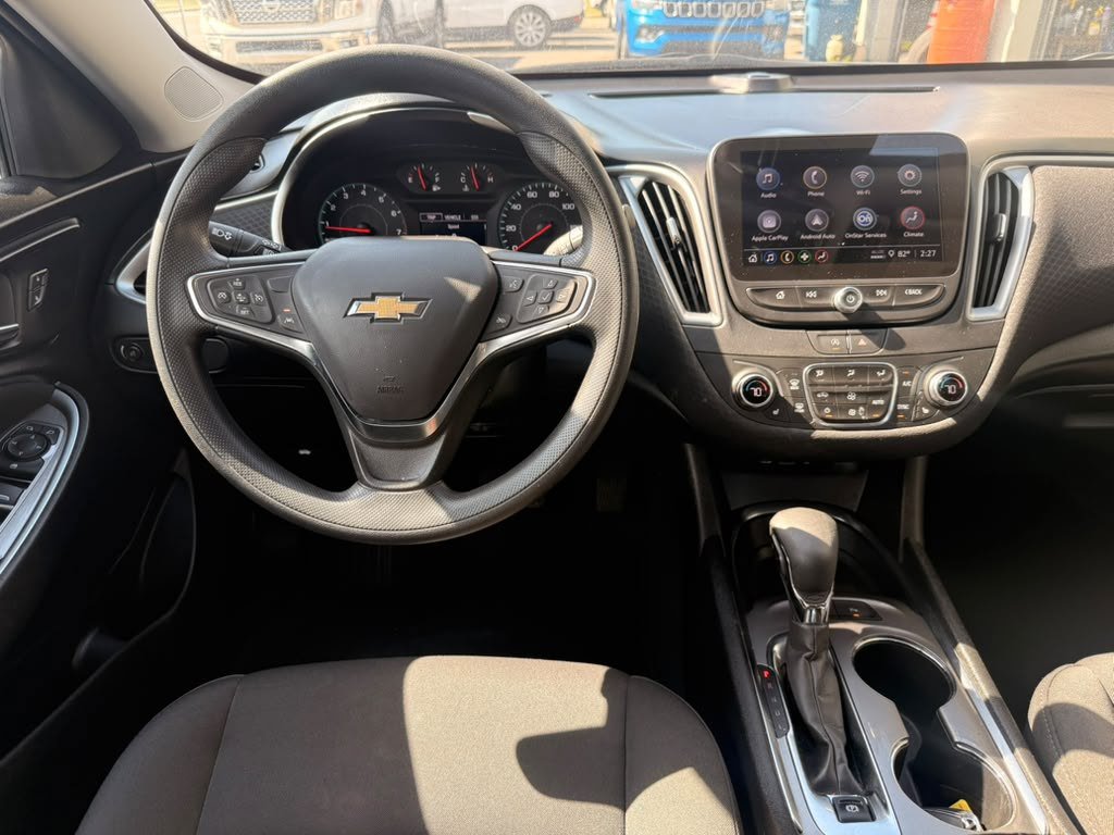 Used 2025 Chevrolet Malibu LT FWD image 26