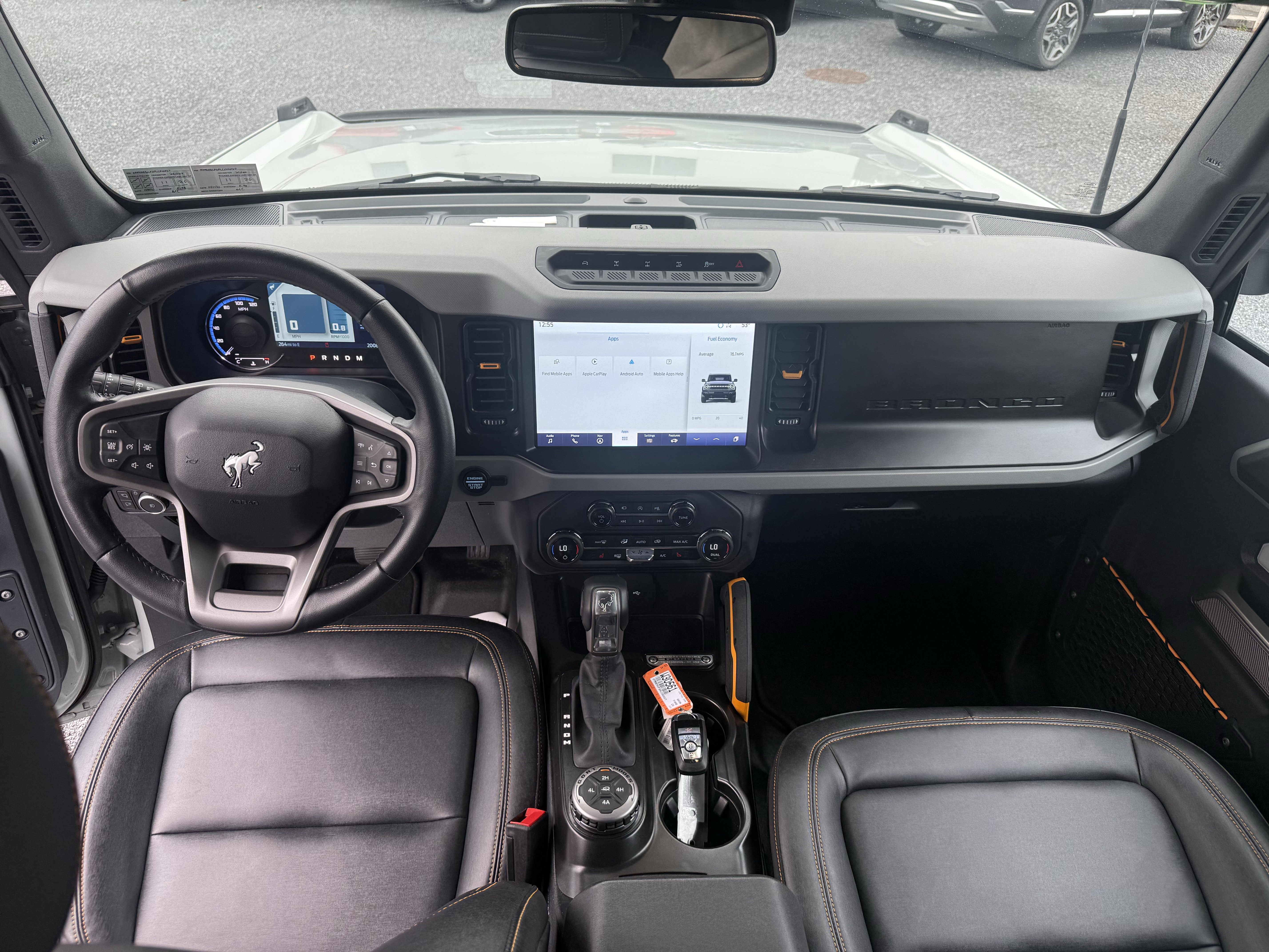 Used 2023 Ford Bronco Badlands image 17