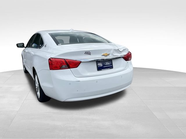 Used 2014 Chevrolet Impala LT w/ Convenience Package FWD image 5