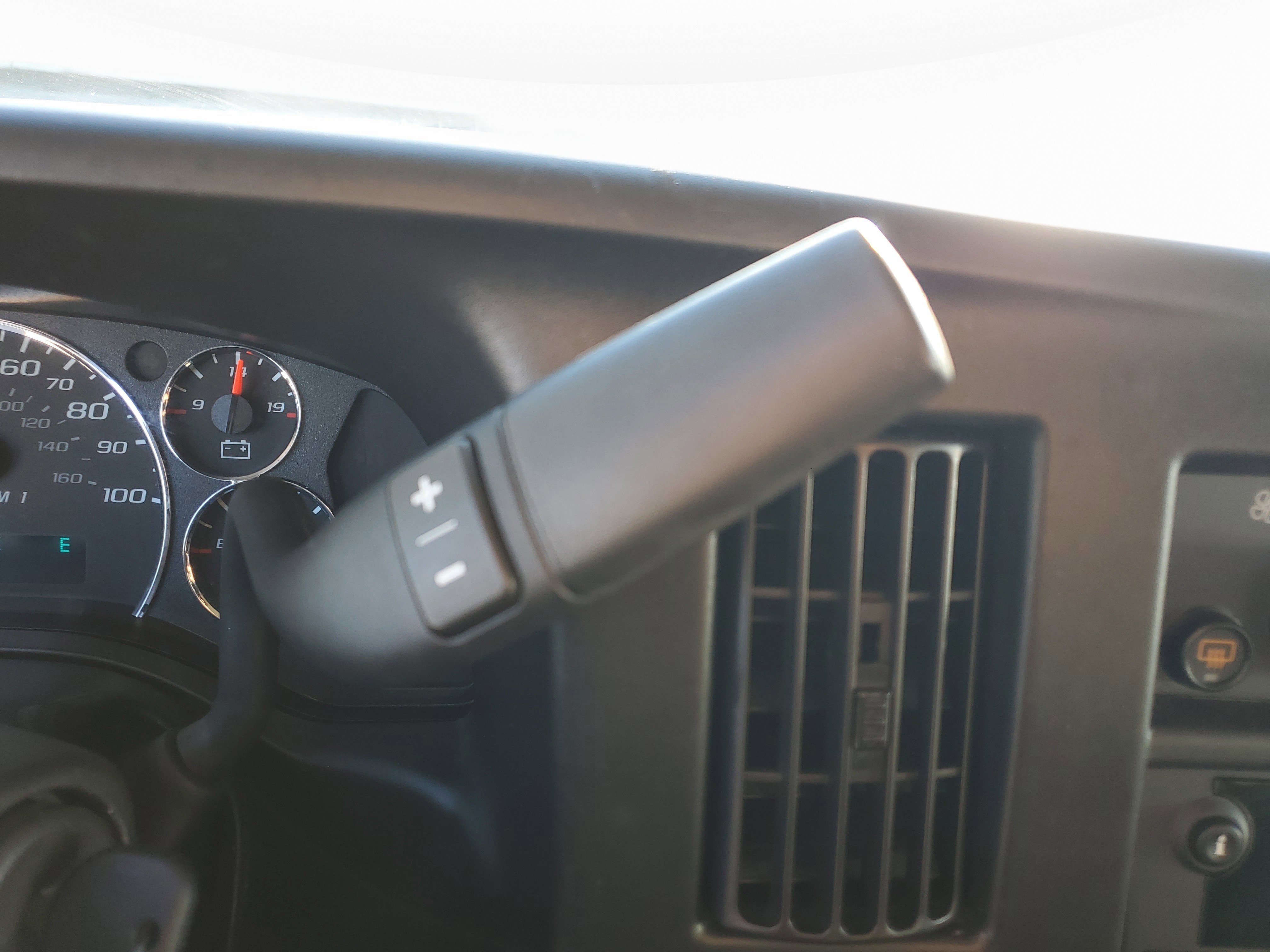 Used 2023 Chevrolet Express 3500 LS image 23