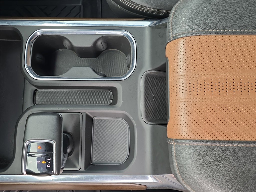 Used 2024 Chevrolet Silverado 1500 High Country w/ Technology Package image 25