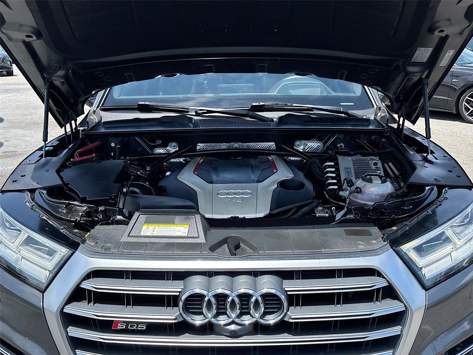 Used 2018 Audi SQ5 Prestige w/ Prestige Package AWD/4WD image 32