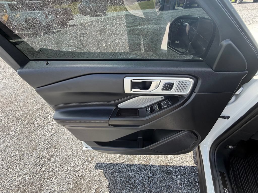 Used 2020 Ford Explorer ST w/ ST Street Pack AWD/4WD image 6