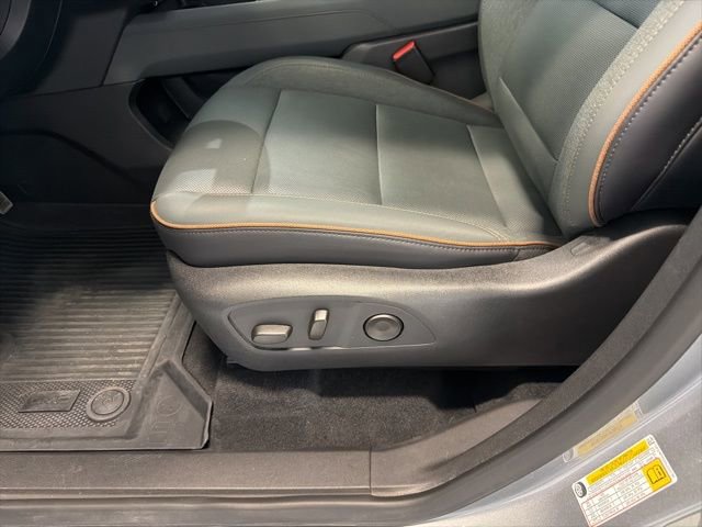 Used 2025 GMC Acadia AT4 w/ LPO, Floor Liner Package image 17