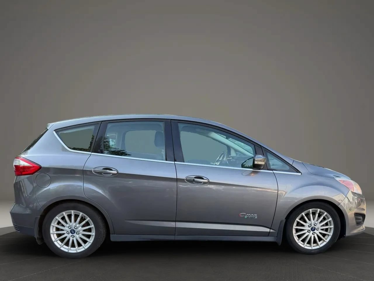 Used 2013 Ford C-MAX Energi SEL FWD image 4