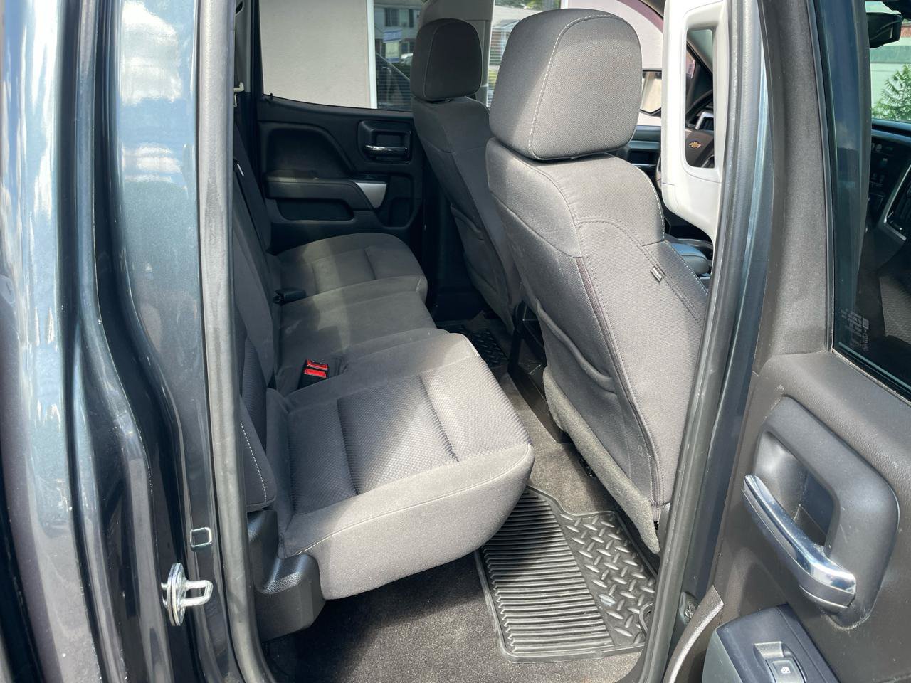Used 2019 Chevrolet Silverado 1500 LT AWD/4WD image 33