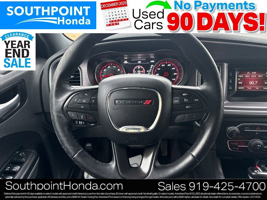 Used 2017 Dodge Charger SE image 2