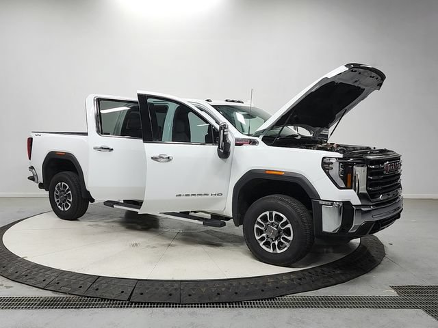 Used 2025 GMC Sierra 2500 SLT w/ SLT Convenience Package AWD/4WD image 9