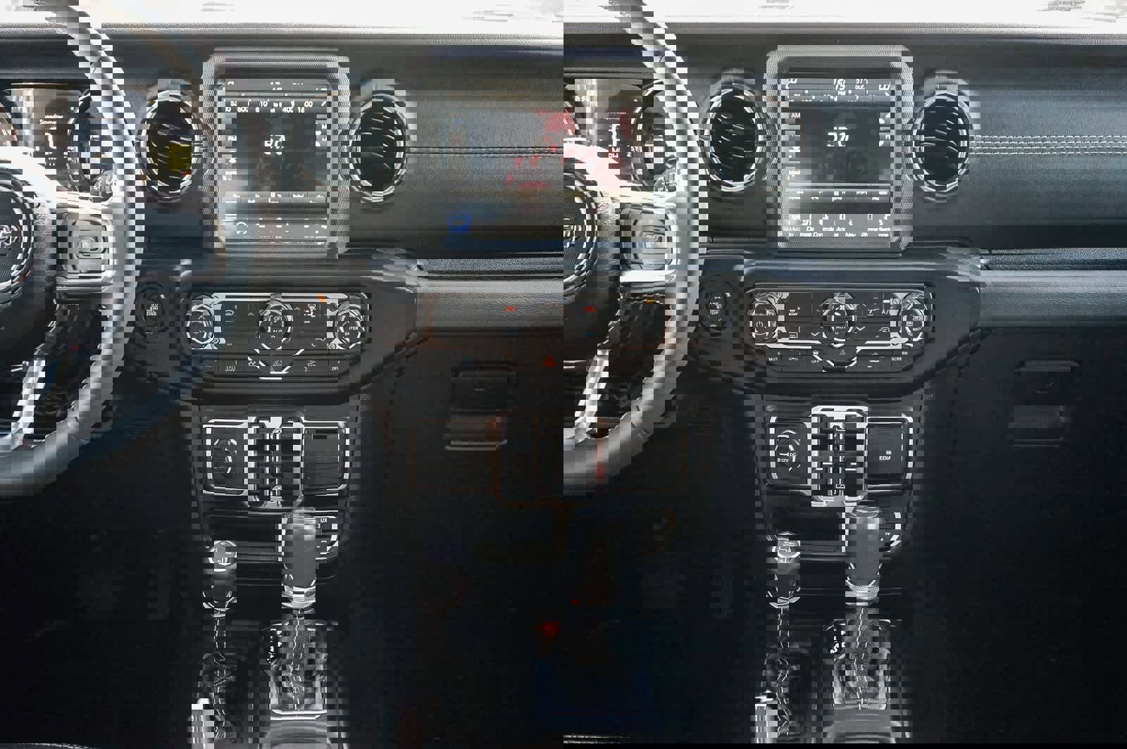 Used 2023 Jeep Wrangler Sahara image 12