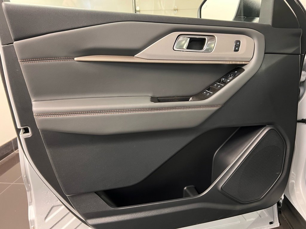 New 2026 Ford Explorer Active image 27