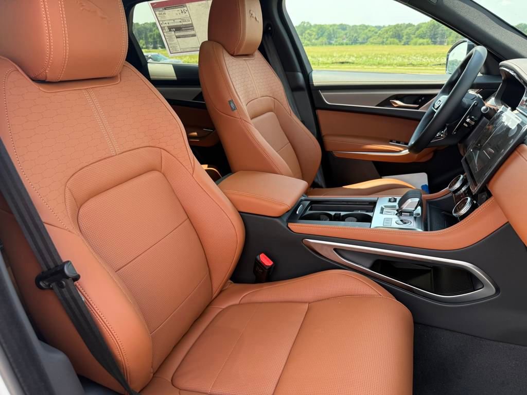 New 2026 Jaguar F-PACE R-Dynamic S AWD/4WD image 16