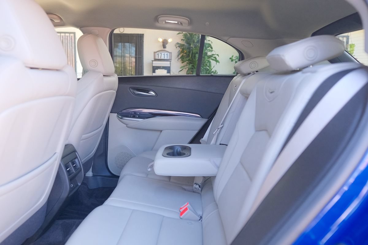 Used 2021 Cadillac XT4 Luxury FWD image 34