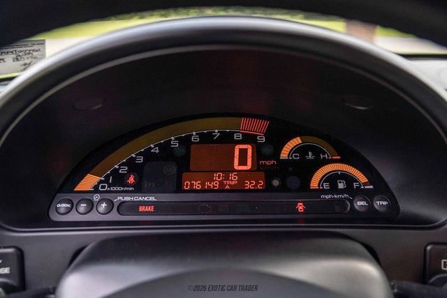 Used 2004 Honda S2000 image 29